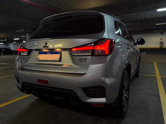 MITSUBISHI OUTLANDER 2.0 MIVEC GASOLINA HPE AUTOMÁTICO MITSUBISHI OUTLANDER 2.0 MIVEC GASOLINA HPE AUTOMÁTICO